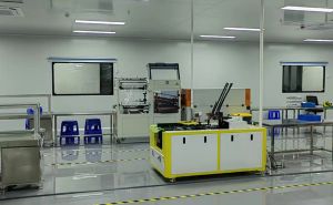 新能源無塵車間，打造高生產(chǎn)新標桿【東鑫凈化】